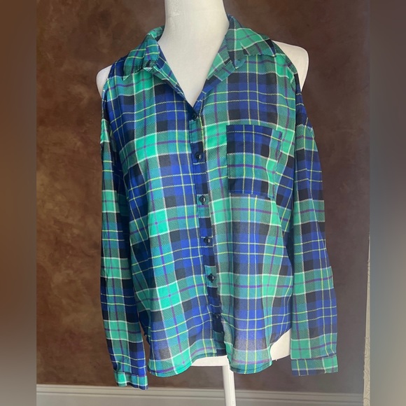 Forever 21 Blue and green plaid chiffon shoulder off top size small - Picture 6 of 7